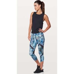 Lululemon On Pace Crop *21" Sun Dazed Multi Blue SZ 2
